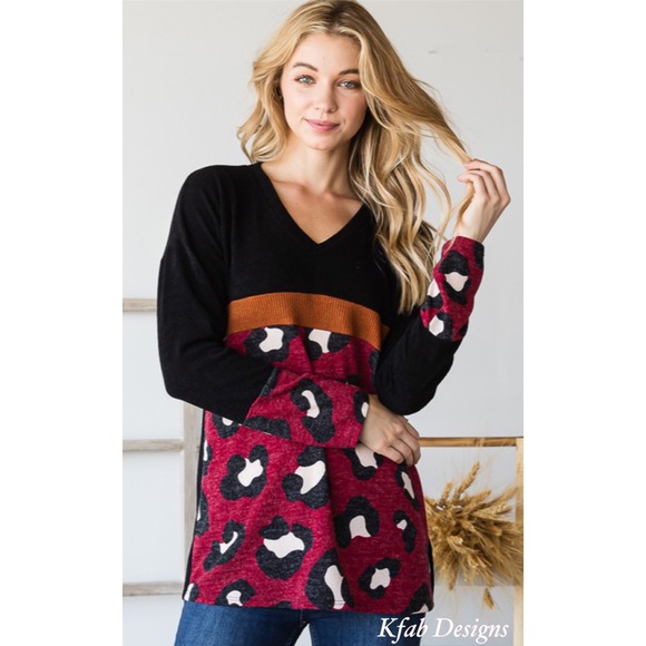 ❤️LAST 1! V Neck Soft Ribbed Color Block Animal Print Contrast Top! - Picture 6 of 12